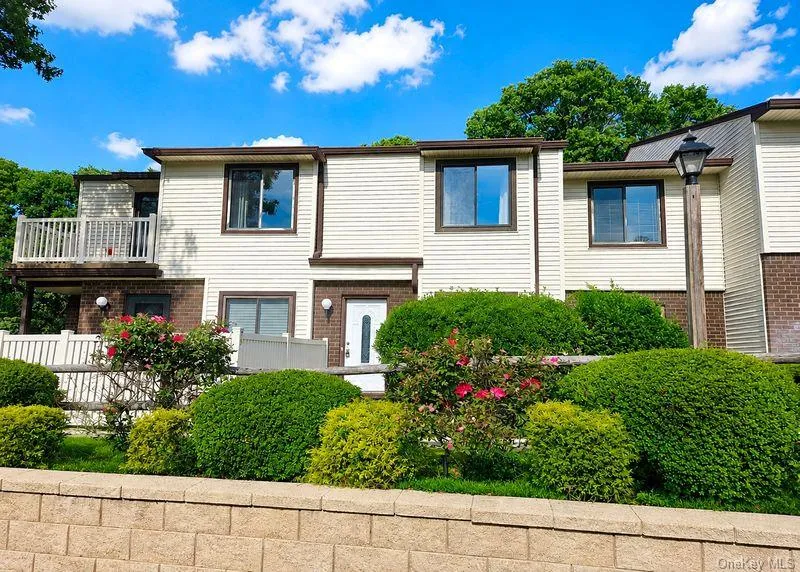 79 Birchwood Road, Brookhaven, NY, 2 Bedrooms Bedrooms, 5 Rooms Rooms,2 BathroomsBathrooms,Residential Lease,For Rent,Birchwood,0,1013605 79 Birchwood Road, Brookhaven, NY, 2 Bedrooms Bedrooms, 5 Rooms Rooms,2 BathroomsBathrooms,Residential Lease,For Rent,Birchwood,0,1013605