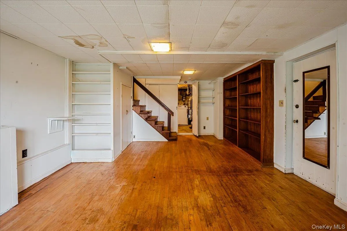Lower level bonus room Lower level bonus room