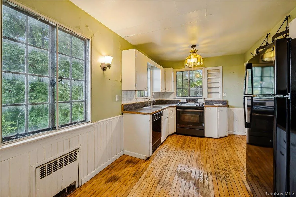 Eat in Kitchen Eat in Kitchen