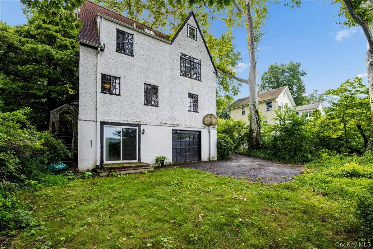 43 Pinecrest Parkway, Greenburgh, NY, 4 Bedrooms Bedrooms, 8 Rooms Rooms,1 BathroomBathrooms,Residential,For Rent,Pinecrest,0,1013607 43 Pinecrest Parkway, Greenburgh, NY, 4 Bedrooms Bedrooms, 8 Rooms Rooms,1 BathroomBathrooms,Residential,For Rent,Pinecrest,0,1013607