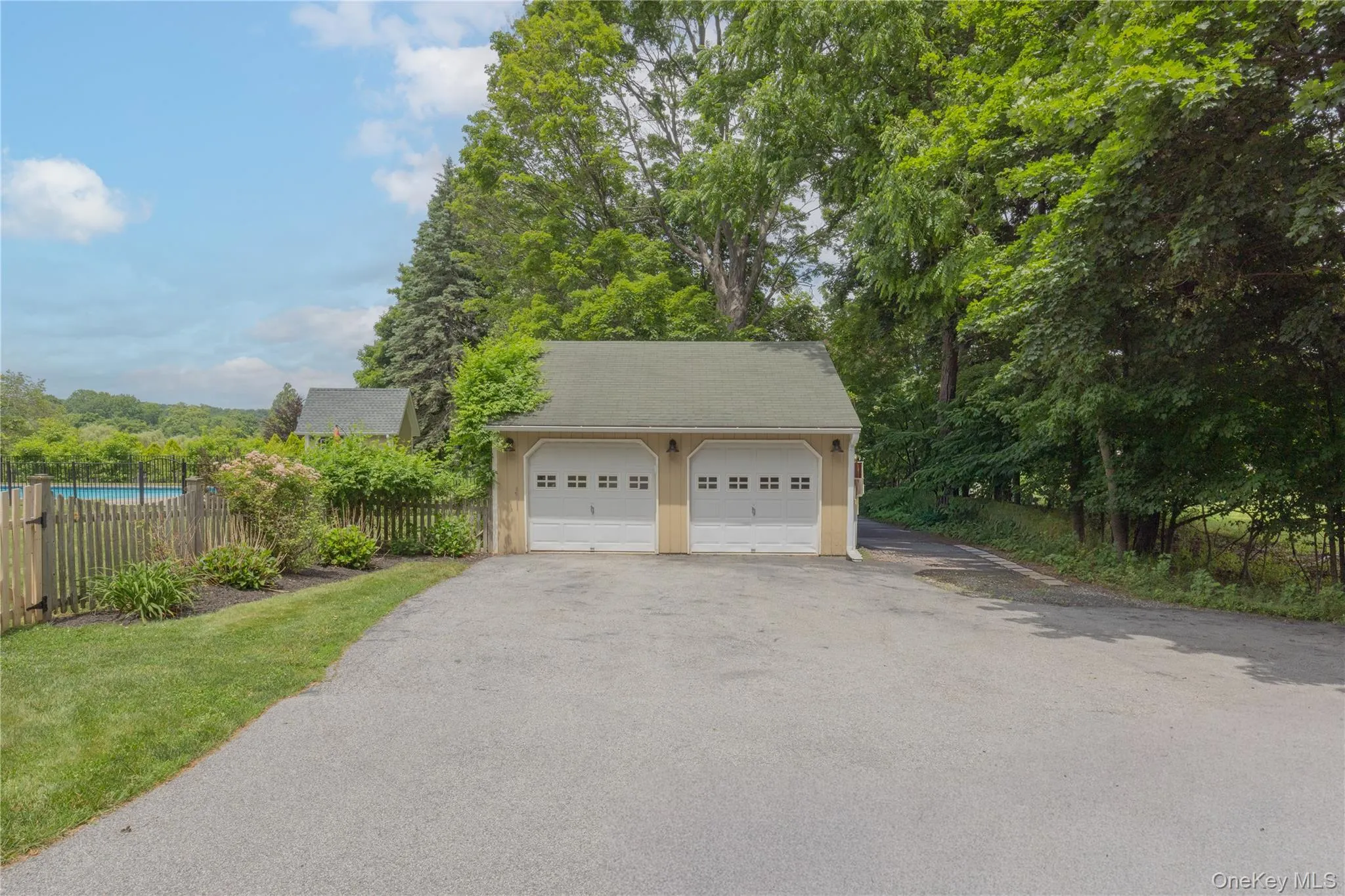 57 Galloway Road, Warwick (town), NY, 4 Bedrooms Bedrooms, 12 Rooms Rooms,3 BathroomsBathrooms,Residential,For Rent,Galloway,0,1013611 57 Galloway Road, Warwick (town), NY, 4 Bedrooms Bedrooms, 12 Rooms Rooms,3 BathroomsBathrooms,Residential,For Rent,Galloway,0,1013611