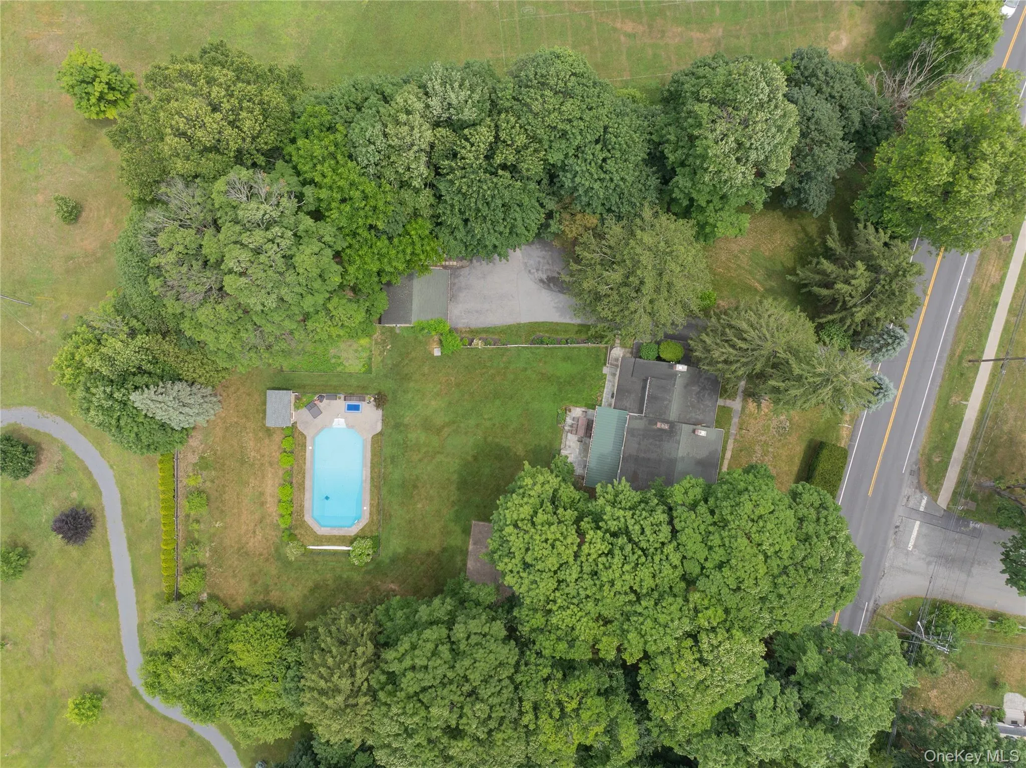 57 Galloway Road, Warwick (town), NY, 4 Bedrooms Bedrooms, 12 Rooms Rooms,3 BathroomsBathrooms,Residential,For Rent,Galloway,0,1013611 57 Galloway Road, Warwick (town), NY, 4 Bedrooms Bedrooms, 12 Rooms Rooms,3 BathroomsBathrooms,Residential,For Rent,Galloway,0,1013611