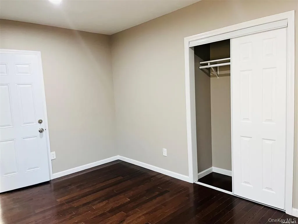 11 Grant Avenue, Islip, NY, 3 Bedrooms Bedrooms, 5 Rooms Rooms,1 BathroomBathrooms,Residential Lease,For Rent,Grant,0,1013616 11 Grant Avenue, Islip, NY, 3 Bedrooms Bedrooms, 5 Rooms Rooms,1 BathroomBathrooms,Residential Lease,For Rent,Grant,0,1013616
