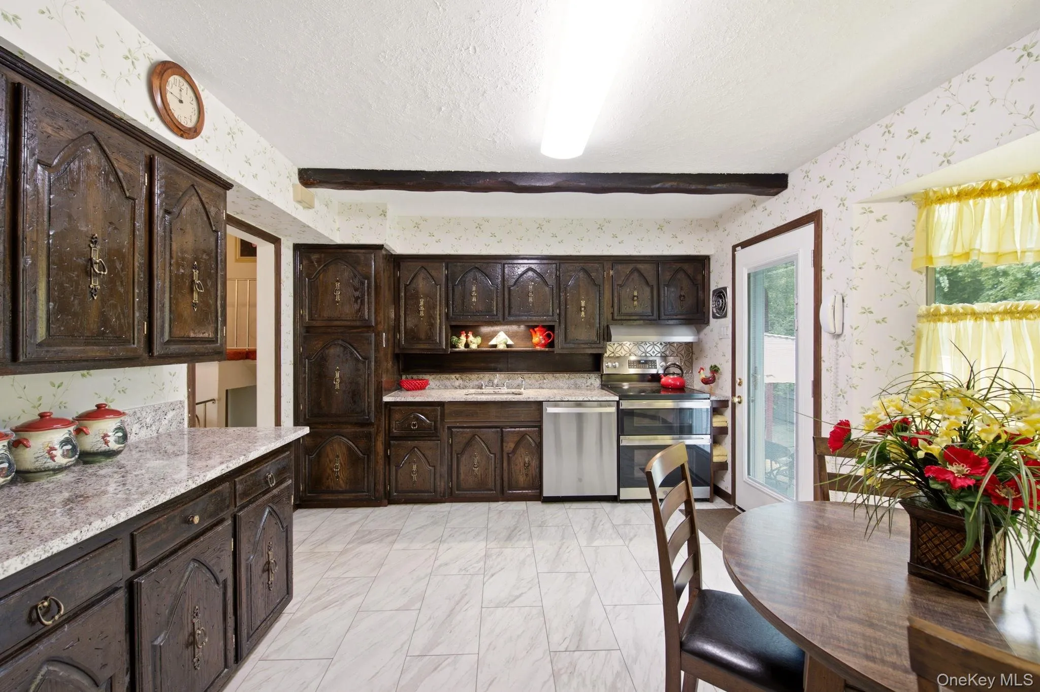 71 Parkway Drive, Oyster Bay, NY, 3 Bedrooms Bedrooms, 7 Rooms Rooms,3 BathroomsBathrooms,Residential,For Rent,Parkway,0,1013617 71 Parkway Drive, Oyster Bay, NY, 3 Bedrooms Bedrooms, 7 Rooms Rooms,3 BathroomsBathrooms,Residential,For Rent,Parkway,0,1013617