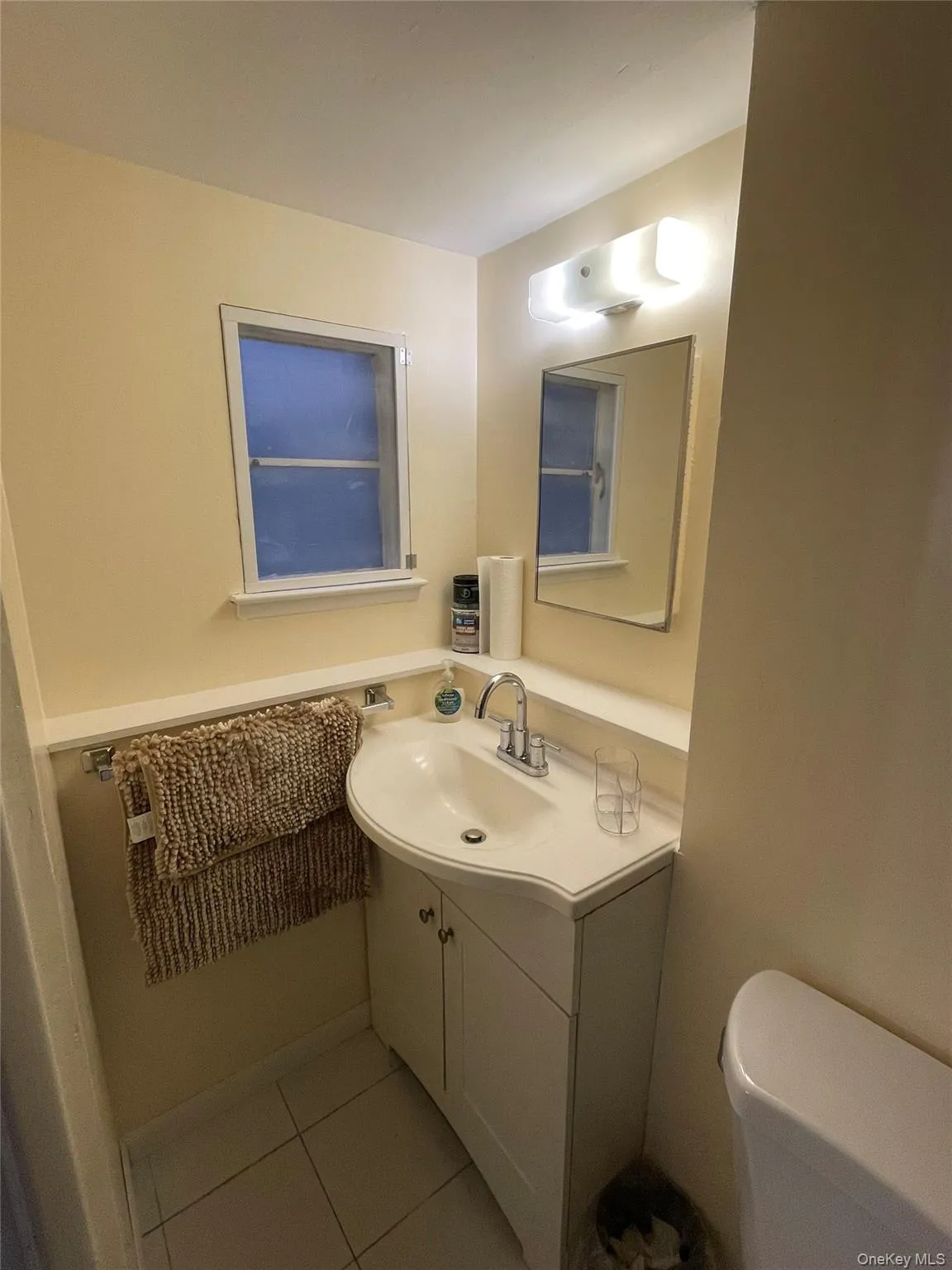 Full Bathroom Down in Den Full Bathroom Down in Den