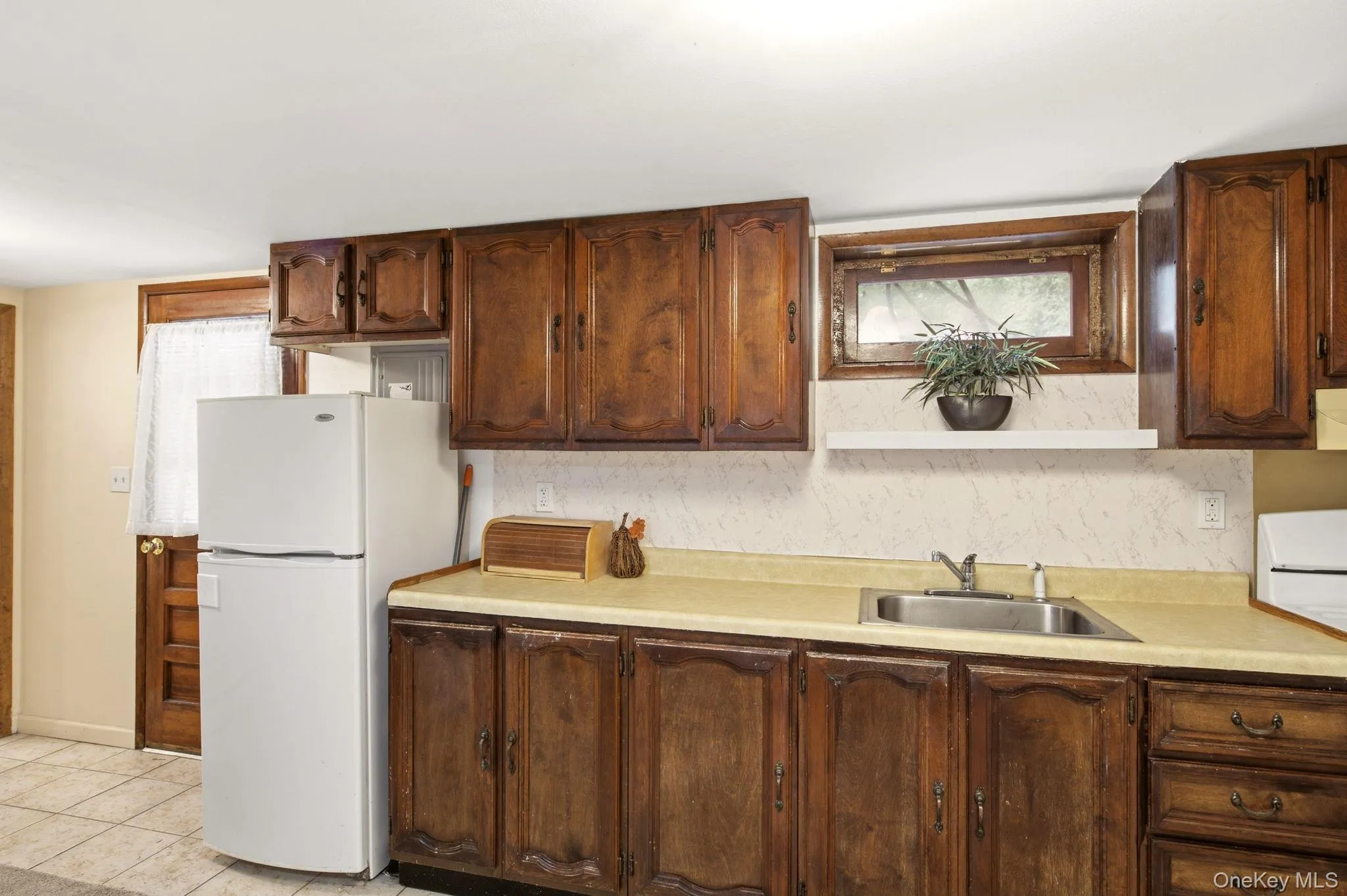71 Parkway Drive, Oyster Bay, NY, 3 Bedrooms Bedrooms, 7 Rooms Rooms,3 BathroomsBathrooms,Residential,For Rent,Parkway,0,1013617 71 Parkway Drive, Oyster Bay, NY, 3 Bedrooms Bedrooms, 7 Rooms Rooms,3 BathroomsBathrooms,Residential,For Rent,Parkway,0,1013617
