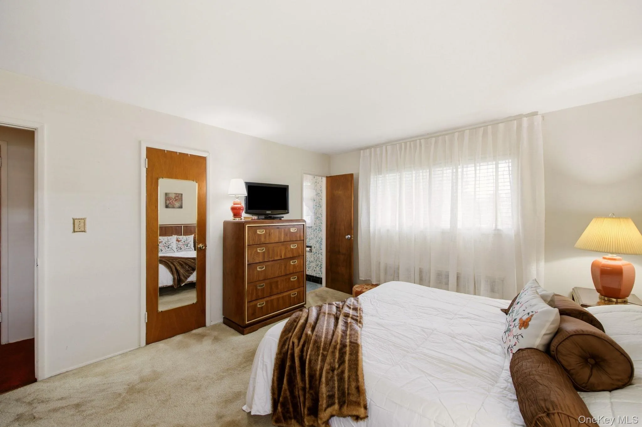 71 Parkway Drive, Oyster Bay, NY, 3 Bedrooms Bedrooms, 7 Rooms Rooms,3 BathroomsBathrooms,Residential,For Rent,Parkway,0,1013617 71 Parkway Drive, Oyster Bay, NY, 3 Bedrooms Bedrooms, 7 Rooms Rooms,3 BathroomsBathrooms,Residential,For Rent,Parkway,0,1013617