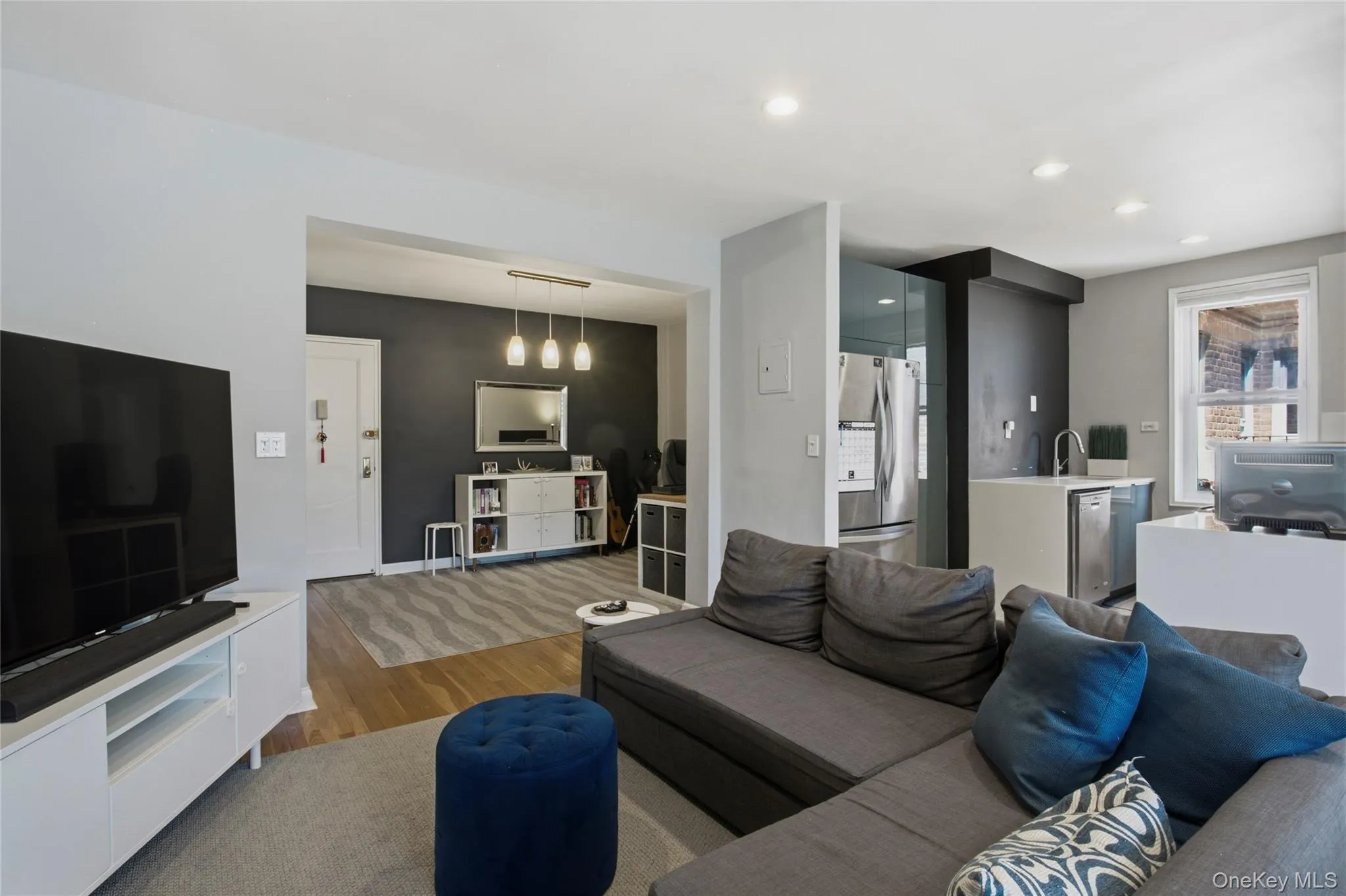 101 Old Mamaroneck Road, White Plains, NY, 2 Bedrooms Bedrooms, 4 Rooms Rooms,1 BathroomBathrooms,Residential,For Rent,Old Mamaroneck,0,KEY1013622 101 Old Mamaroneck Road, White Plains, NY, 2 Bedrooms Bedrooms, 4 Rooms Rooms,1 BathroomBathrooms,Residential,For Rent,Old Mamaroneck,0,KEY1013622