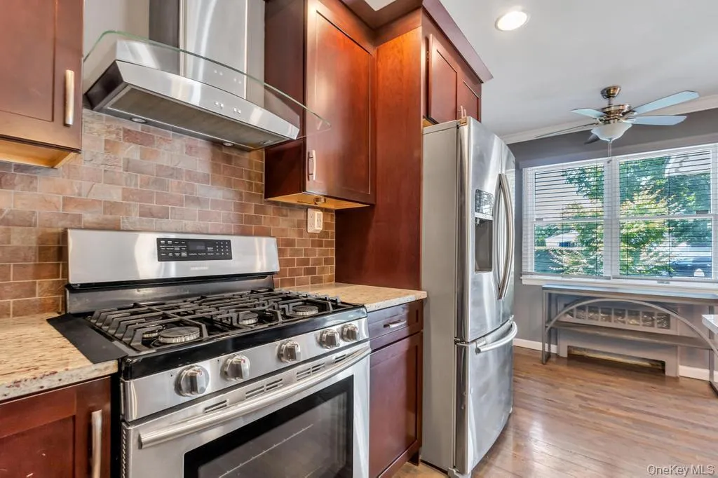 3 Drake Lane, Smithtown, NY, 4 Bedrooms Bedrooms, 9 Rooms Rooms,3 BathroomsBathrooms,Residential,For Rent,Drake,0,1013630 3 Drake Lane, Smithtown, NY, 4 Bedrooms Bedrooms, 9 Rooms Rooms,3 BathroomsBathrooms,Residential,For Rent,Drake,0,1013630
