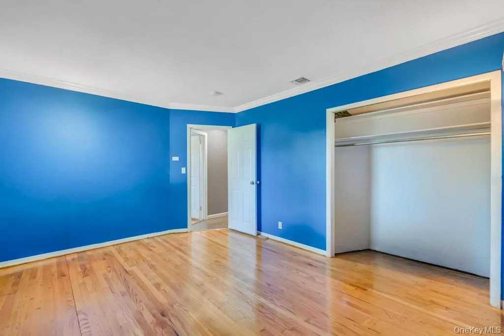 3 Drake Lane, Smithtown, NY, 4 Bedrooms Bedrooms, 9 Rooms Rooms,3 BathroomsBathrooms,Residential,For Rent,Drake,0,1013630 3 Drake Lane, Smithtown, NY, 4 Bedrooms Bedrooms, 9 Rooms Rooms,3 BathroomsBathrooms,Residential,For Rent,Drake,0,1013630