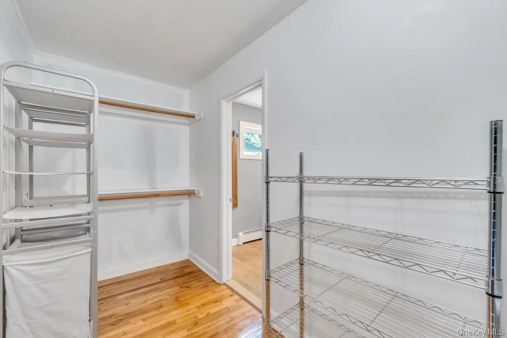 3 Drake Lane, Smithtown, NY, 4 Bedrooms Bedrooms, 9 Rooms Rooms,3 BathroomsBathrooms,Residential,For Rent,Drake,0,1013630 3 Drake Lane, Smithtown, NY, 4 Bedrooms Bedrooms, 9 Rooms Rooms,3 BathroomsBathrooms,Residential,For Rent,Drake,0,1013630