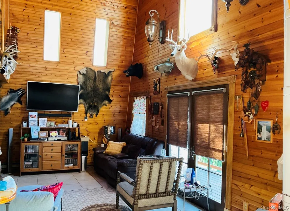 16 Gregory Road, Thompson, NY, 3 Bedrooms Bedrooms, 7 Rooms Rooms,1 BathroomBathrooms,Residential,For Rent,Gregory,0,1013634 16 Gregory Road, Thompson, NY, 3 Bedrooms Bedrooms, 7 Rooms Rooms,1 BathroomBathrooms,Residential,For Rent,Gregory,0,1013634