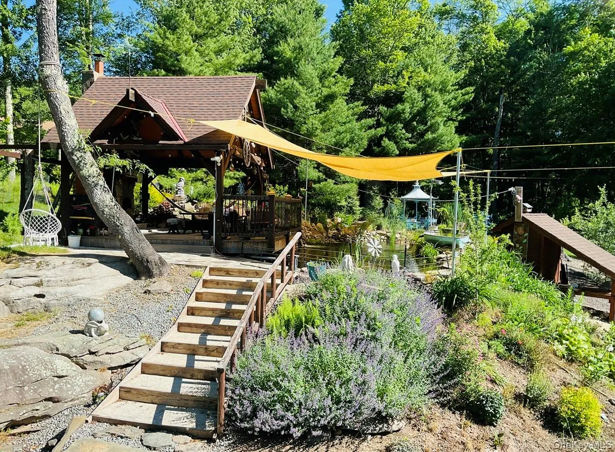 Amazing Gazebo and Koi pond Amazing Gazebo and Koi pond