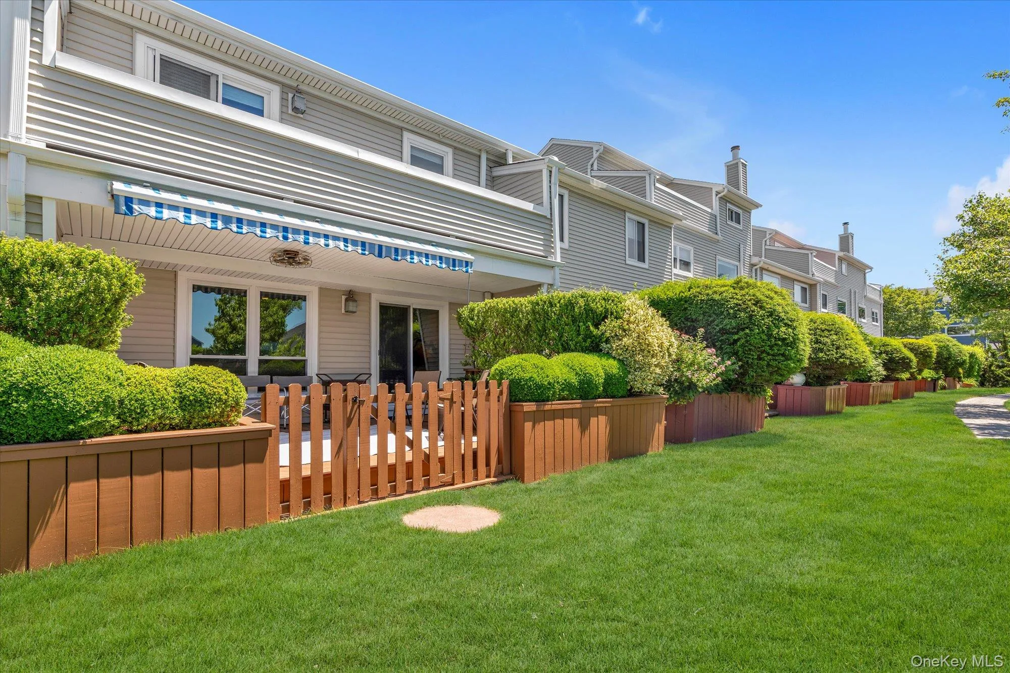 100-70 Baker Court, Hempstead, NY, 3 Bedrooms Bedrooms, 5 Rooms Rooms,2 BathroomsBathrooms,Residential,For Rent,Baker,0,KEY1013637 100-70 Baker Court, Hempstead, NY, 3 Bedrooms Bedrooms, 5 Rooms Rooms,2 BathroomsBathrooms,Residential,For Rent,Baker,0,KEY1013637