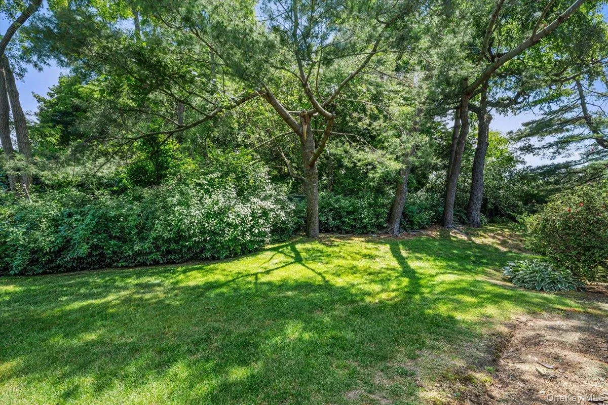 2 Maple Run Drive, Oyster Bay, NY, 3 Bedrooms Bedrooms, 7 Rooms Rooms,2 BathroomsBathrooms,Residential,For Rent,Maple Run,0,1013640 2 Maple Run Drive, Oyster Bay, NY, 3 Bedrooms Bedrooms, 7 Rooms Rooms,2 BathroomsBathrooms,Residential,For Rent,Maple Run,0,1013640