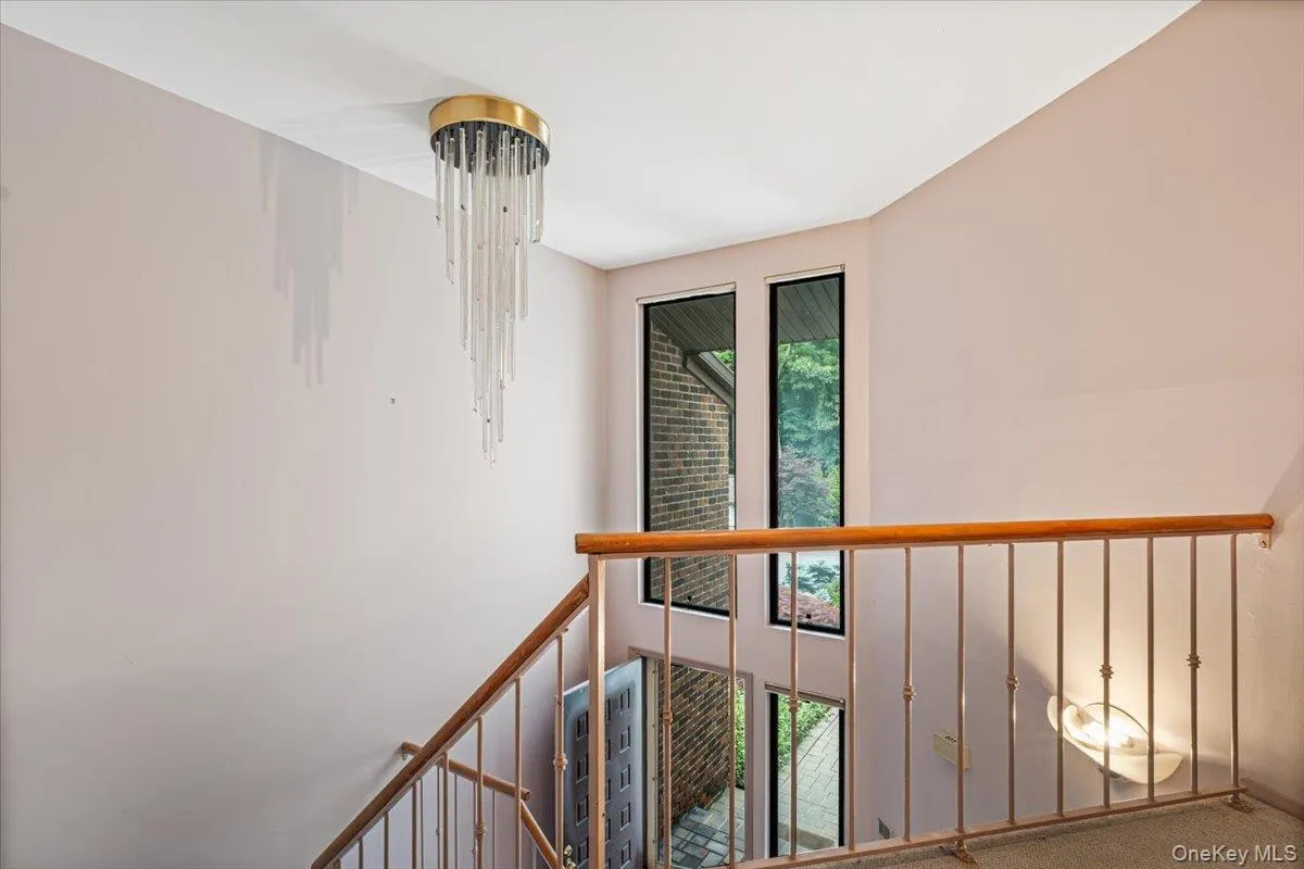 2 Maple Run Drive, Oyster Bay, NY, 3 Bedrooms Bedrooms, 7 Rooms Rooms,2 BathroomsBathrooms,Residential,For Rent,Maple Run,0,1013640 2 Maple Run Drive, Oyster Bay, NY, 3 Bedrooms Bedrooms, 7 Rooms Rooms,2 BathroomsBathrooms,Residential,For Rent,Maple Run,0,1013640