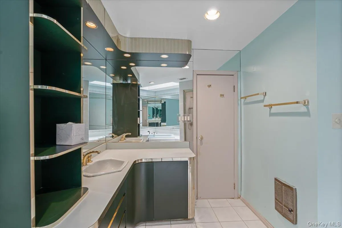 Master bath Master bath