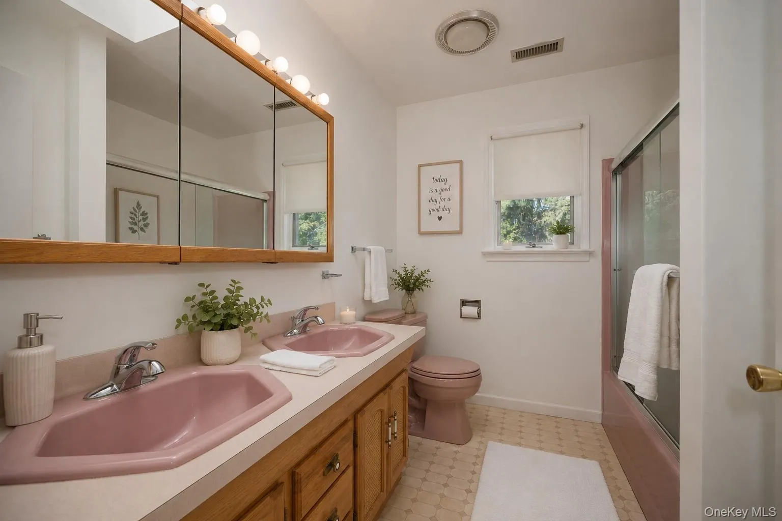 10 Schnabl Court, Wappinger, NY, 4 Bedrooms Bedrooms, 10 Rooms Rooms,2 BathroomsBathrooms,Residential,For Rent,Schnabl,0,1013641 10 Schnabl Court, Wappinger, NY, 4 Bedrooms Bedrooms, 10 Rooms Rooms,2 BathroomsBathrooms,Residential,For Rent,Schnabl,0,1013641