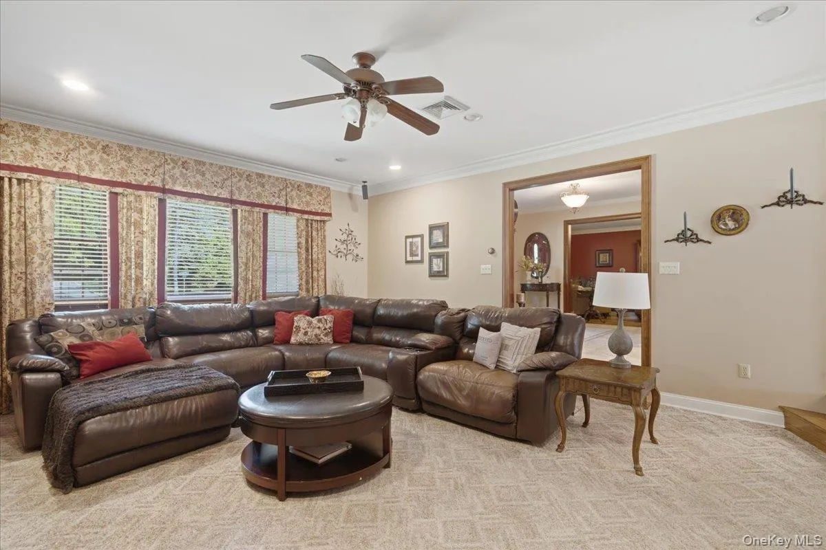 6 Redwood Drive, Huntington, NY, 4 Bedrooms Bedrooms, 8 Rooms Rooms,3 BathroomsBathrooms,Residential,For Rent,Redwood,0,1013646 6 Redwood Drive, Huntington, NY, 4 Bedrooms Bedrooms, 8 Rooms Rooms,3 BathroomsBathrooms,Residential,For Rent,Redwood,0,1013646