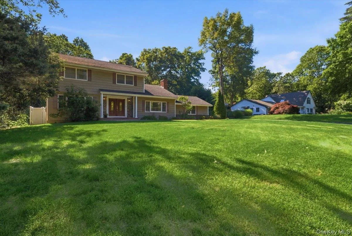 6 Redwood Drive, Huntington, NY, 4 Bedrooms Bedrooms, 8 Rooms Rooms,3 BathroomsBathrooms,Residential,For Rent,Redwood,0,KEY1013646 6 Redwood Drive, Huntington, NY, 4 Bedrooms Bedrooms, 8 Rooms Rooms,3 BathroomsBathrooms,Residential,For Rent,Redwood,0,KEY1013646