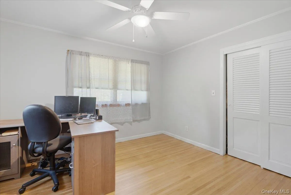6 Redwood Drive, Huntington, NY, 4 Bedrooms Bedrooms, 8 Rooms Rooms,3 BathroomsBathrooms,Residential,For Rent,Redwood,0,1013646 6 Redwood Drive, Huntington, NY, 4 Bedrooms Bedrooms, 8 Rooms Rooms,3 BathroomsBathrooms,Residential,For Rent,Redwood,0,1013646