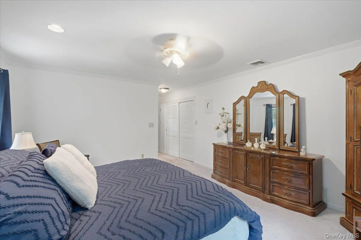 6 Redwood Drive, Huntington, NY, 4 Bedrooms Bedrooms, 8 Rooms Rooms,3 BathroomsBathrooms,Residential,For Rent,Redwood,0,1013646 6 Redwood Drive, Huntington, NY, 4 Bedrooms Bedrooms, 8 Rooms Rooms,3 BathroomsBathrooms,Residential,For Rent,Redwood,0,1013646