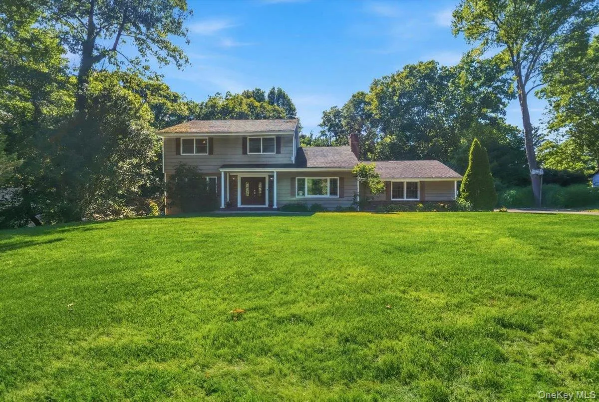 6 Redwood Drive, Huntington, NY, 4 Bedrooms Bedrooms, 8 Rooms Rooms,3 BathroomsBathrooms,Residential,For Rent,Redwood,0,1013646 6 Redwood Drive, Huntington, NY, 4 Bedrooms Bedrooms, 8 Rooms Rooms,3 BathroomsBathrooms,Residential,For Rent,Redwood,0,1013646