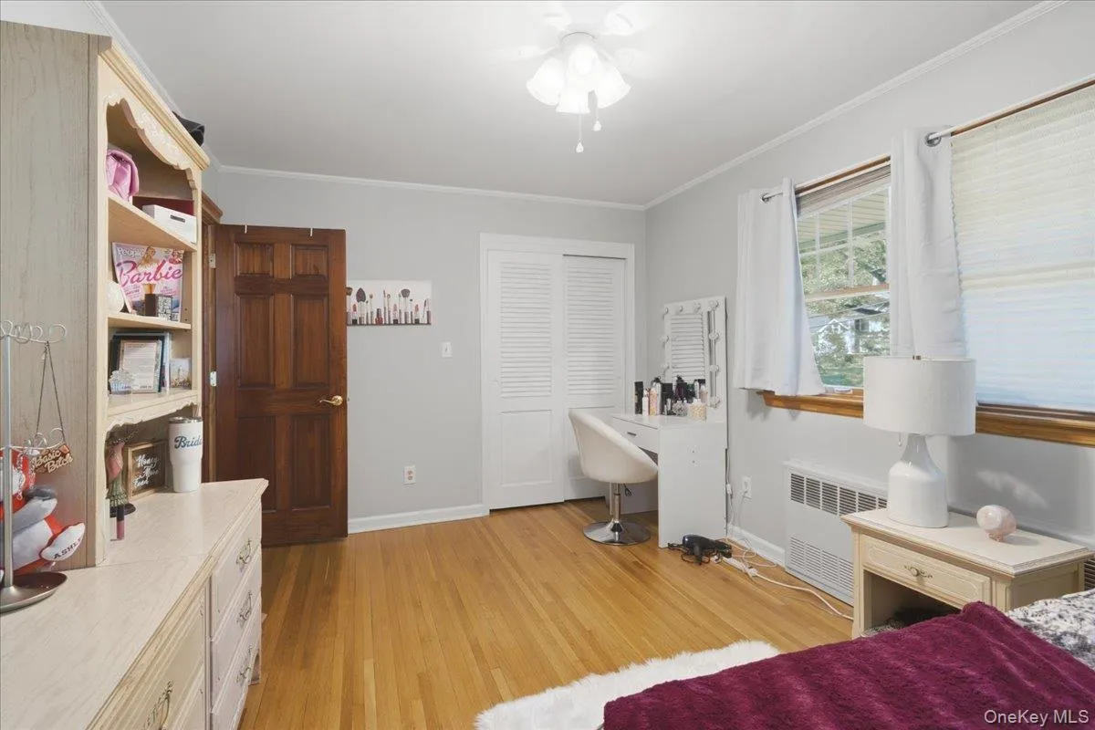 6 Redwood Drive, Huntington, NY, 4 Bedrooms Bedrooms, 8 Rooms Rooms,3 BathroomsBathrooms,Residential,For Rent,Redwood,0,1013646 6 Redwood Drive, Huntington, NY, 4 Bedrooms Bedrooms, 8 Rooms Rooms,3 BathroomsBathrooms,Residential,For Rent,Redwood,0,1013646