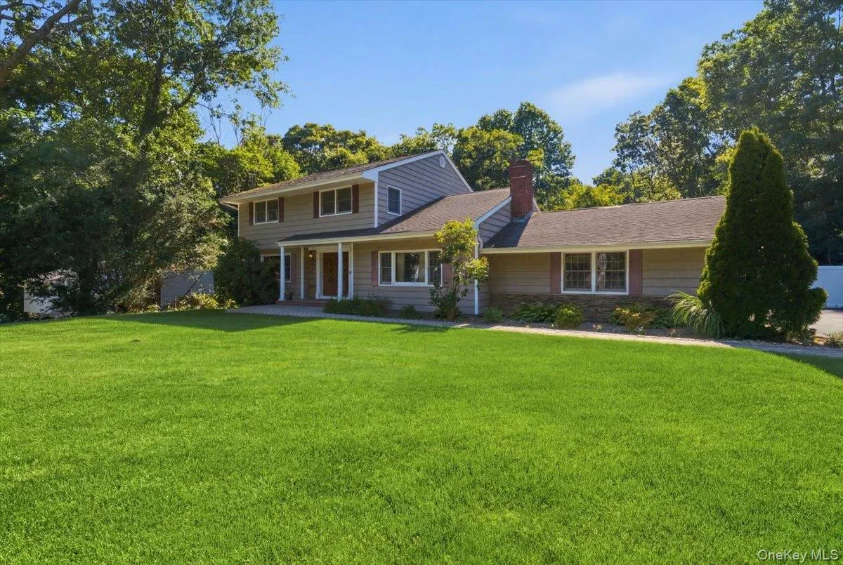 6 Redwood Drive, Huntington, NY, 4 Bedrooms Bedrooms, 8 Rooms Rooms,3 BathroomsBathrooms,Residential,For Rent,Redwood,0,KEY1013646 6 Redwood Drive, Huntington, NY, 4 Bedrooms Bedrooms, 8 Rooms Rooms,3 BathroomsBathrooms,Residential,For Rent,Redwood,0,KEY1013646