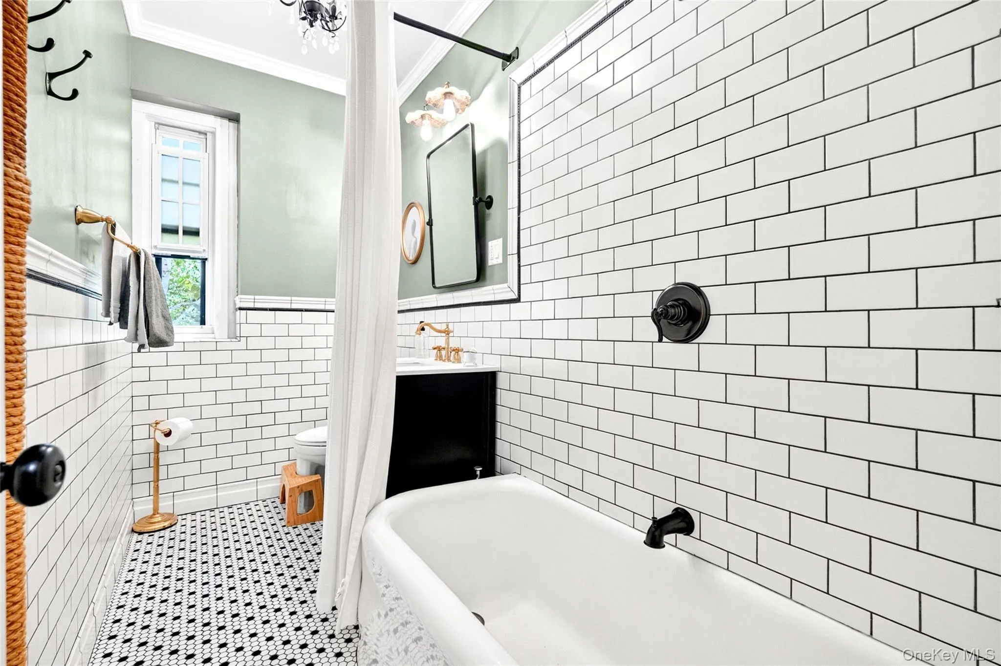 525 238th Street, New York, NY, 2 Bedrooms Bedrooms, 4 Rooms Rooms,1 BathroomBathrooms,Residential,For Rent,238th,0,1013647 525 238th Street, New York, NY, 2 Bedrooms Bedrooms, 4 Rooms Rooms,1 BathroomBathrooms,Residential,For Rent,238th,0,1013647