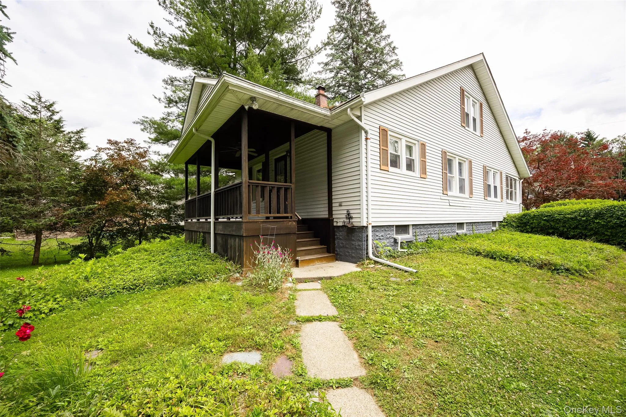 37 Florence Avenue, Fishkill, NY, 3 Bedrooms Bedrooms, 8 Rooms Rooms,2 BathroomsBathrooms,Residential,For Rent,Florence,0,1013650 37 Florence Avenue, Fishkill, NY, 3 Bedrooms Bedrooms, 8 Rooms Rooms,2 BathroomsBathrooms,Residential,For Rent,Florence,0,1013650