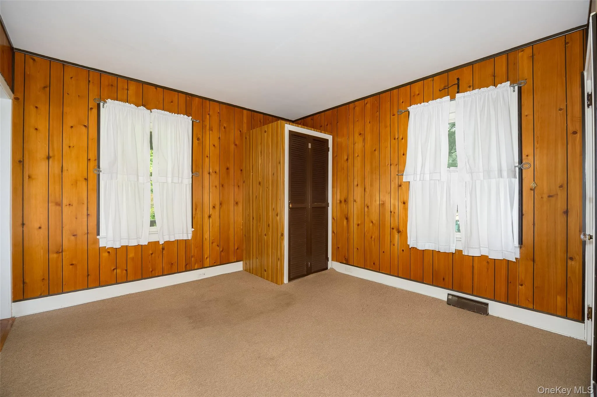 37 Florence Avenue, Fishkill, NY, 3 Bedrooms Bedrooms, 8 Rooms Rooms,2 BathroomsBathrooms,Residential,For Rent,Florence,0,1013650 37 Florence Avenue, Fishkill, NY, 3 Bedrooms Bedrooms, 8 Rooms Rooms,2 BathroomsBathrooms,Residential,For Rent,Florence,0,1013650