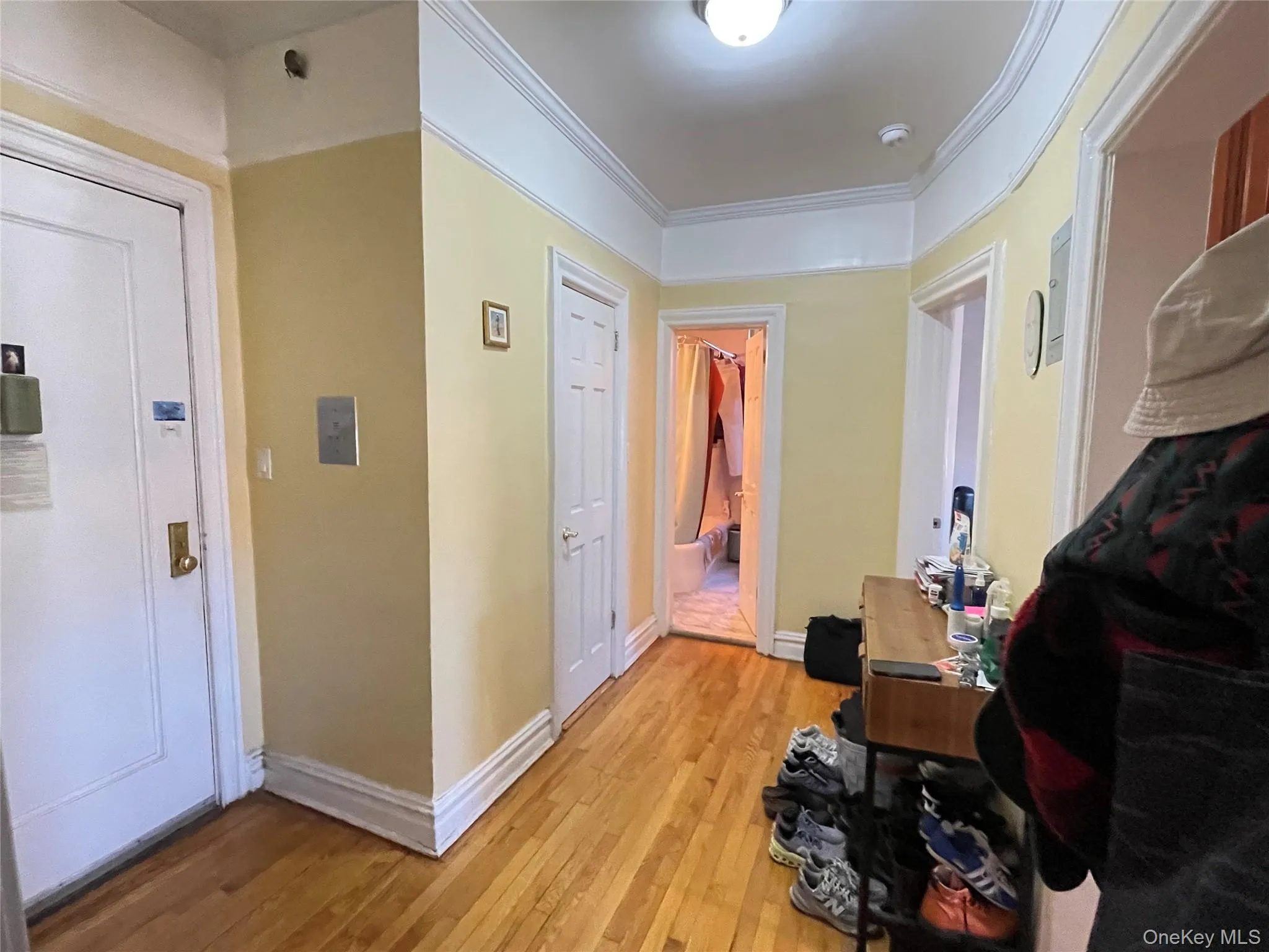 35-27 81ST, New York, NY, 1 Bedroom Bedrooms, 3 Rooms Rooms,1 BathroomBathrooms,Residential,For Rent,81ST,0,1013653 35-27 81ST, New York, NY, 1 Bedroom Bedrooms, 3 Rooms Rooms,1 BathroomBathrooms,Residential,For Rent,81ST,0,1013653