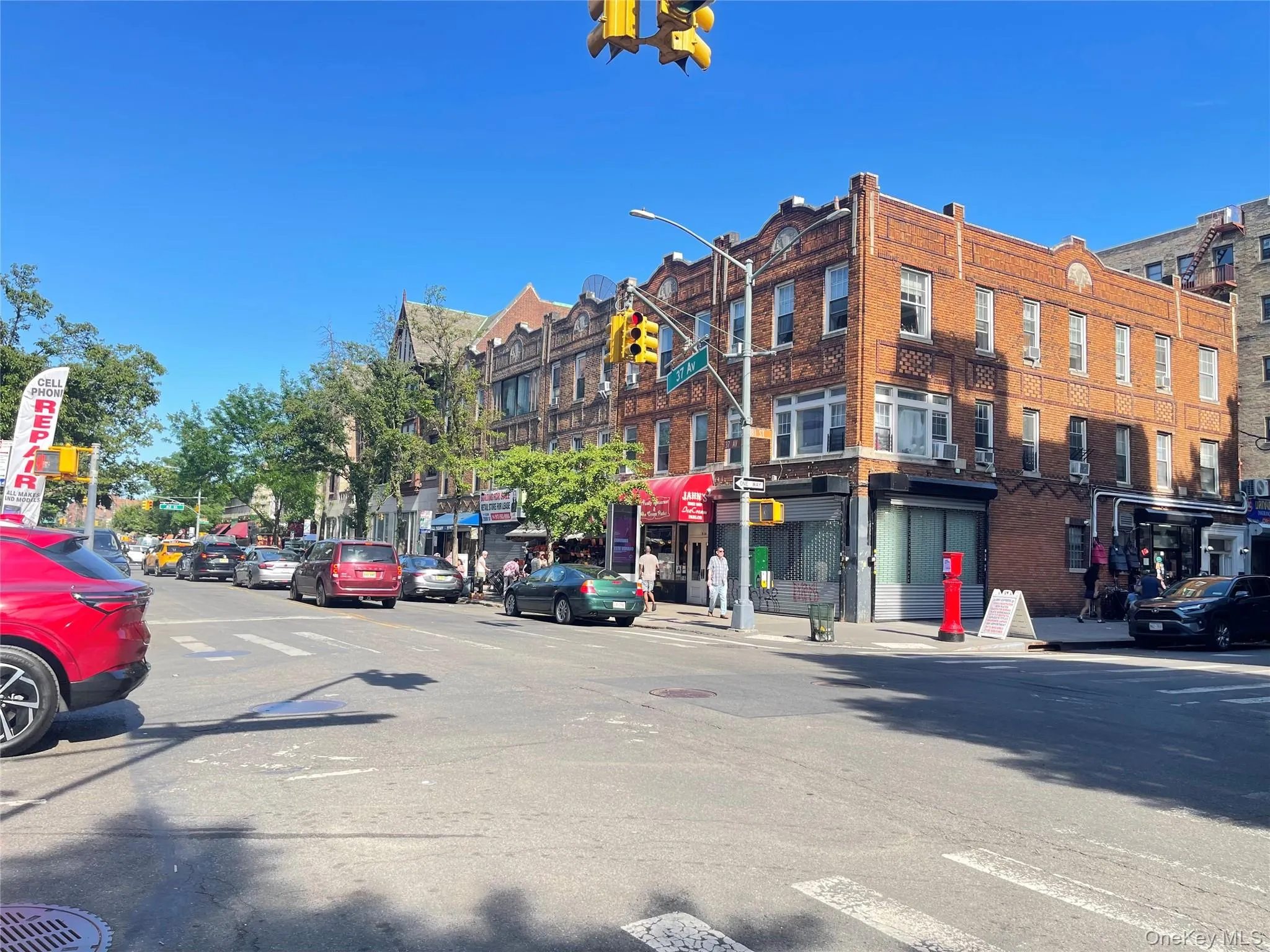 35-27 81ST, New York, NY, 1 Bedroom Bedrooms, 3 Rooms Rooms,1 BathroomBathrooms,Residential,For Rent,81ST,0,1013653 35-27 81ST, New York, NY, 1 Bedroom Bedrooms, 3 Rooms Rooms,1 BathroomBathrooms,Residential,For Rent,81ST,0,1013653