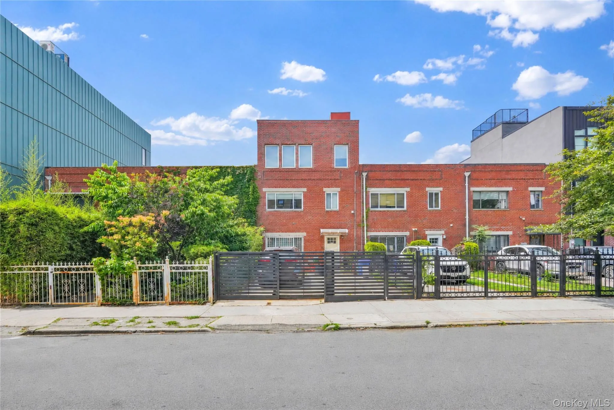 925 Hart Street, New York, NY, 5 Bedrooms Bedrooms, 9 Rooms Rooms,2 BathroomsBathrooms,Residential,For Rent,Hart,0,1013654 925 Hart Street, New York, NY, 5 Bedrooms Bedrooms, 9 Rooms Rooms,2 BathroomsBathrooms,Residential,For Rent,Hart,0,1013654