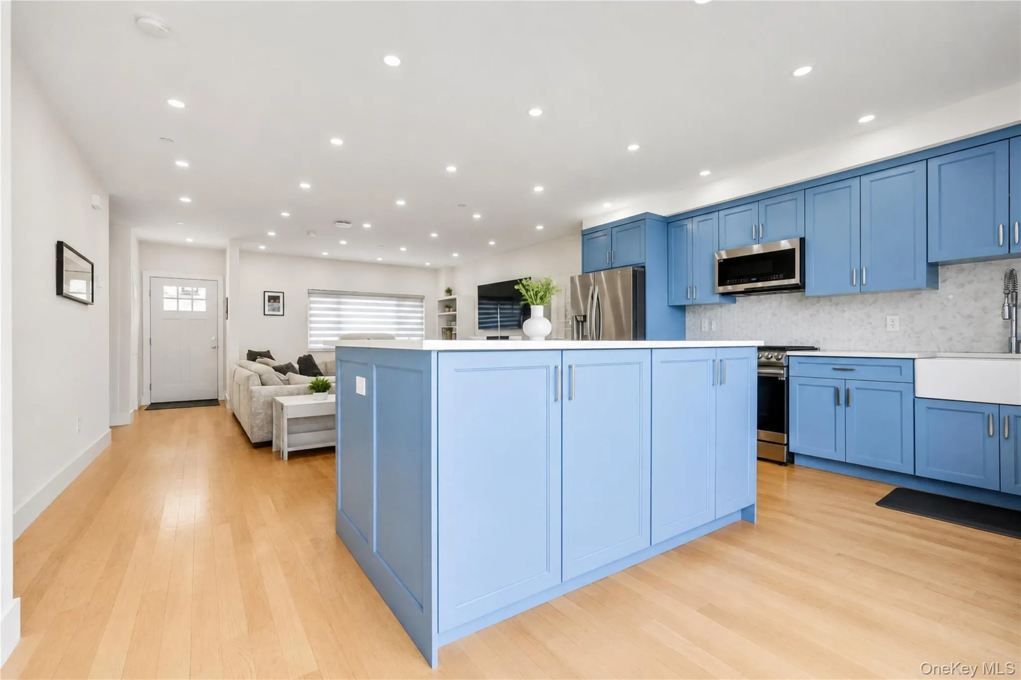 925 Hart Street, New York, NY, 5 Bedrooms Bedrooms, 9 Rooms Rooms,2 BathroomsBathrooms,Residential,For Rent,Hart,0,1013654 925 Hart Street, New York, NY, 5 Bedrooms Bedrooms, 9 Rooms Rooms,2 BathroomsBathrooms,Residential,For Rent,Hart,0,1013654