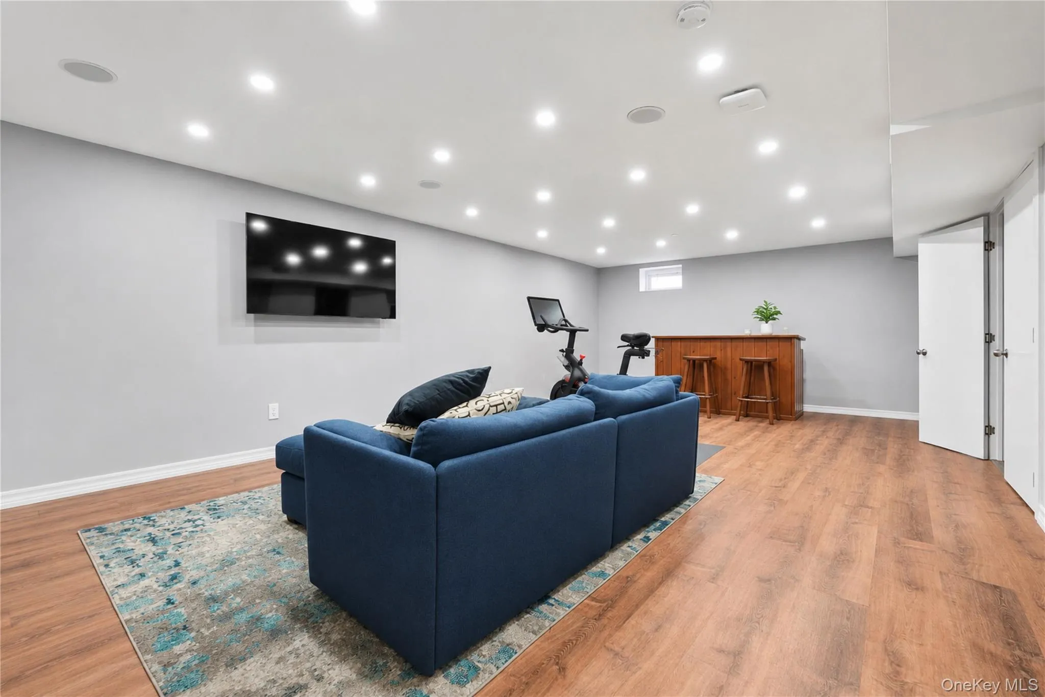 925 Hart Street, New York, NY, 5 Bedrooms Bedrooms, 9 Rooms Rooms,2 BathroomsBathrooms,Residential,For Rent,Hart,0,1013654 925 Hart Street, New York, NY, 5 Bedrooms Bedrooms, 9 Rooms Rooms,2 BathroomsBathrooms,Residential,For Rent,Hart,0,1013654