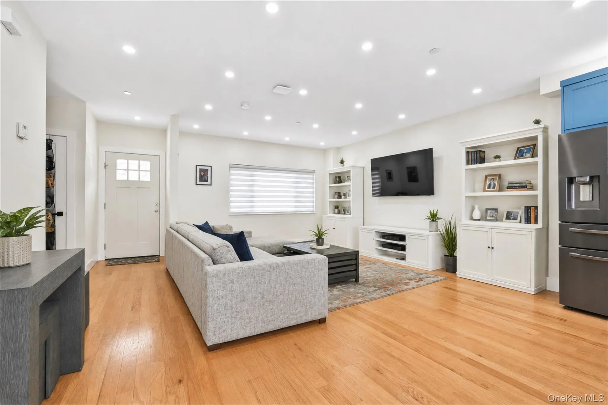 925 Hart Street, New York, NY, 5 Bedrooms Bedrooms, 9 Rooms Rooms,2 BathroomsBathrooms,Residential,For Rent,Hart,0,1013654 925 Hart Street, New York, NY, 5 Bedrooms Bedrooms, 9 Rooms Rooms,2 BathroomsBathrooms,Residential,For Rent,Hart,0,1013654