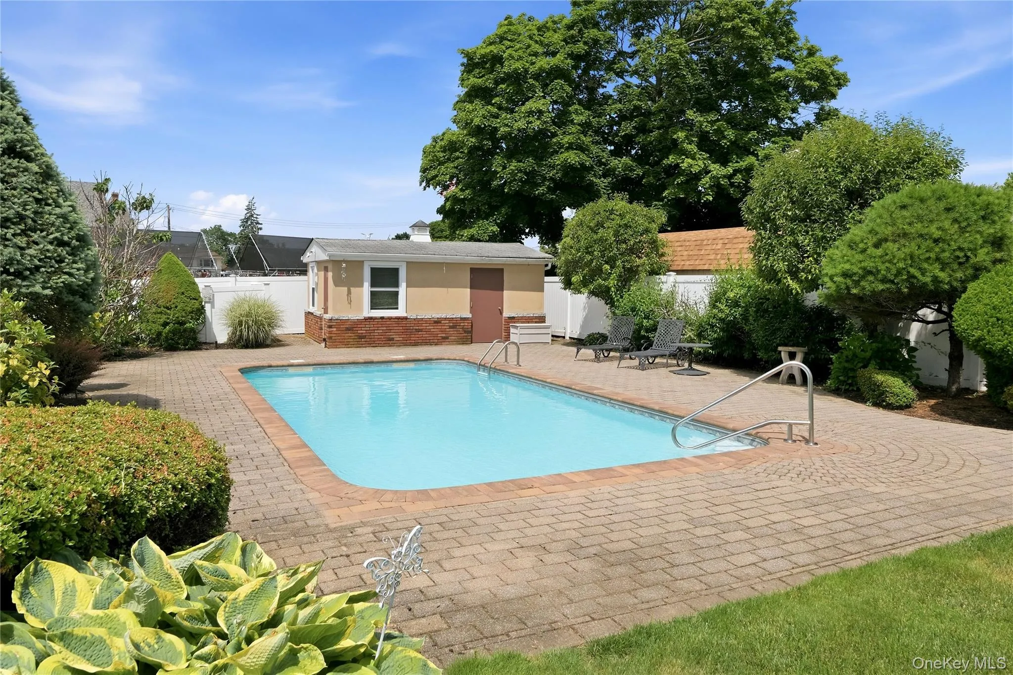 504 Staples Street, Oyster Bay, NY, 3 Bedrooms Bedrooms, 8 Rooms Rooms,2 BathroomsBathrooms,Residential,For Rent,Staples,0,1013658 504 Staples Street, Oyster Bay, NY, 3 Bedrooms Bedrooms, 8 Rooms Rooms,2 BathroomsBathrooms,Residential,For Rent,Staples,0,1013658