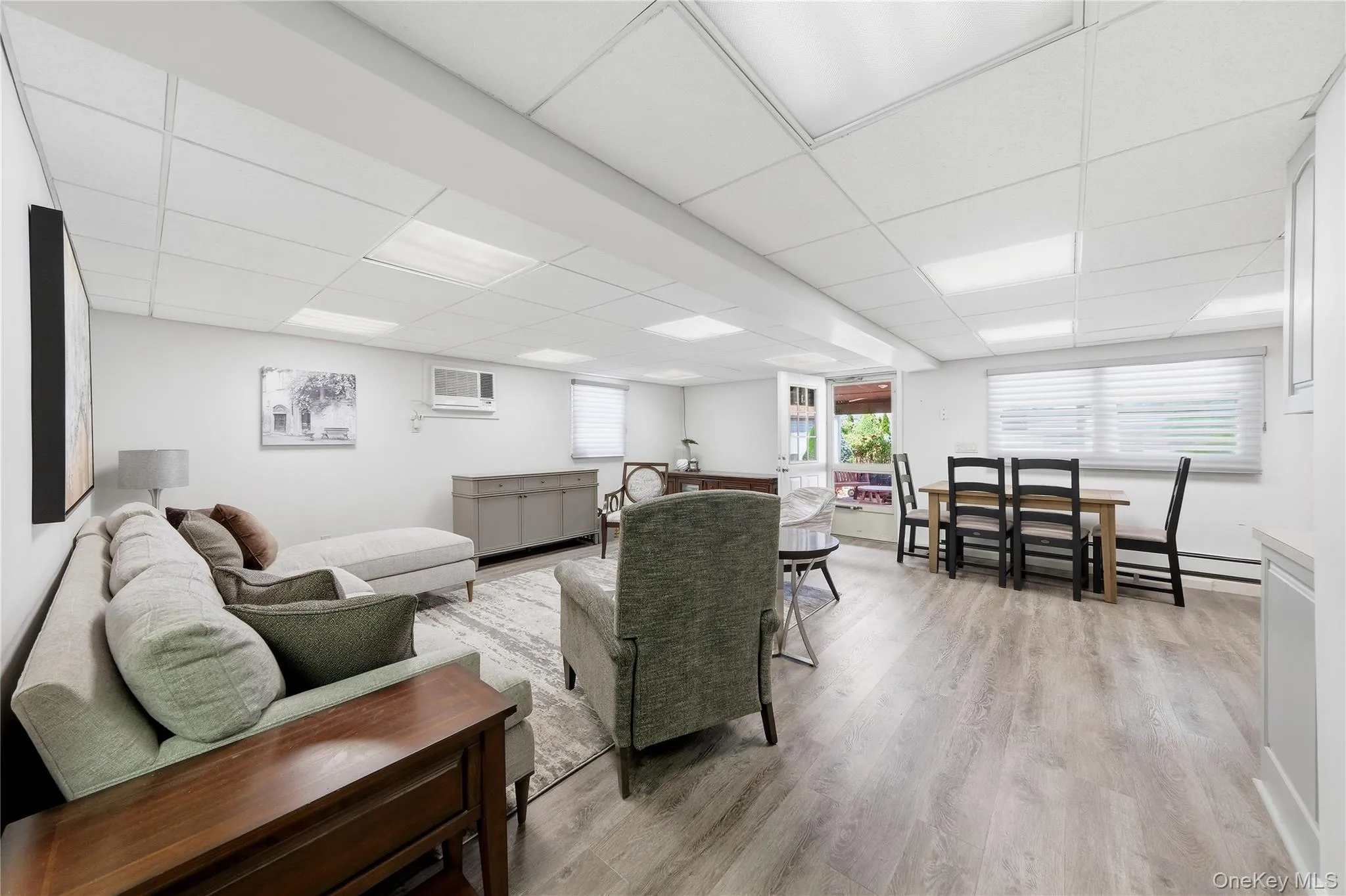 504 Staples Street, Oyster Bay, NY, 3 Bedrooms Bedrooms, 8 Rooms Rooms,2 BathroomsBathrooms,Residential,For Rent,Staples,0,1013658 504 Staples Street, Oyster Bay, NY, 3 Bedrooms Bedrooms, 8 Rooms Rooms,2 BathroomsBathrooms,Residential,For Rent,Staples,0,1013658