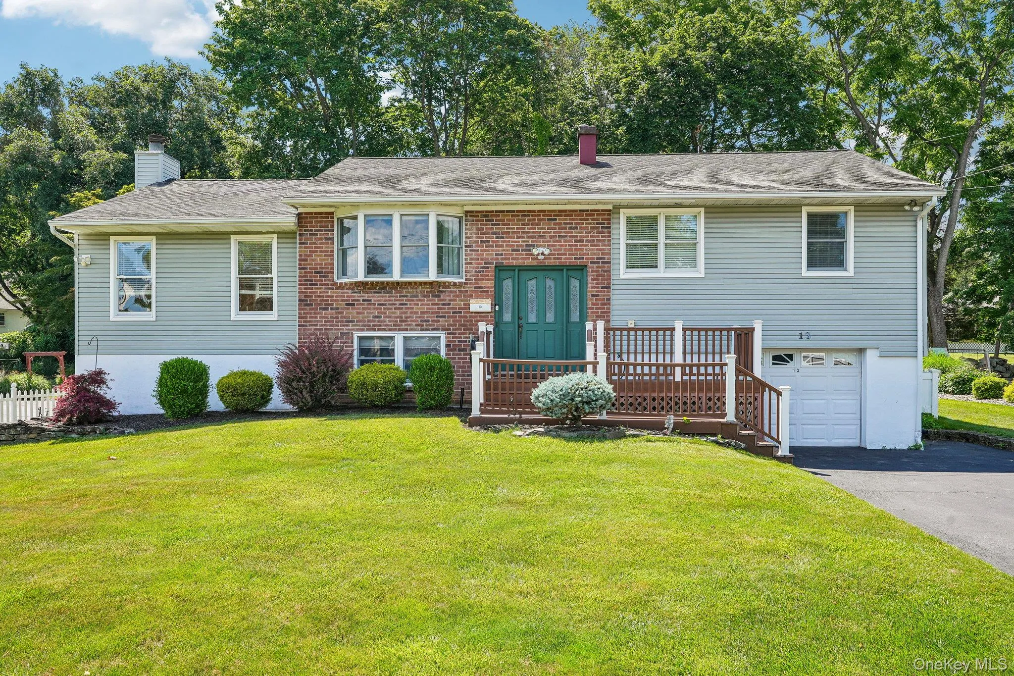 13 Bayview Drive, Stony Point, NY, 3 Bedrooms Bedrooms, 9 Rooms Rooms,1 BathroomBathrooms,Residential,For Rent,Bayview,0,1013661 13 Bayview Drive, Stony Point, NY, 3 Bedrooms Bedrooms, 9 Rooms Rooms,1 BathroomBathrooms,Residential,For Rent,Bayview,0,1013661