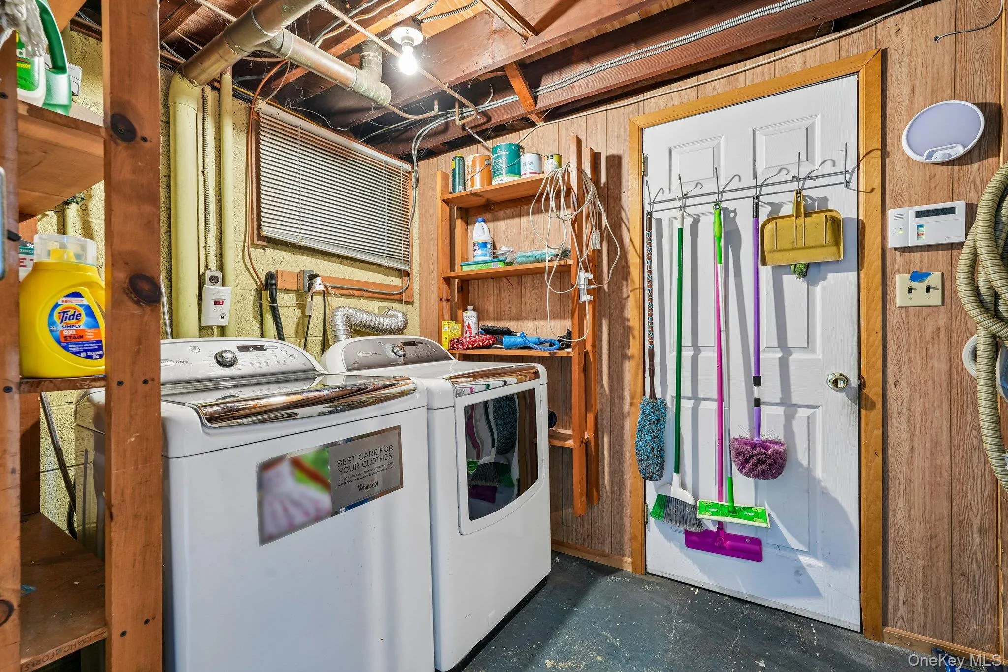 13 Bayview Drive, Stony Point, NY, 3 Bedrooms Bedrooms, 9 Rooms Rooms,1 BathroomBathrooms,Residential,For Rent,Bayview,0,1013661 13 Bayview Drive, Stony Point, NY, 3 Bedrooms Bedrooms, 9 Rooms Rooms,1 BathroomBathrooms,Residential,For Rent,Bayview,0,1013661