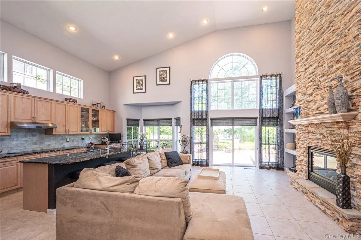 10 Windwatch Drive, Islip, NY, 4 Bedrooms Bedrooms, 8 Rooms Rooms,2 BathroomsBathrooms,Residential,For Rent,Windwatch,0,1013663 10 Windwatch Drive, Islip, NY, 4 Bedrooms Bedrooms, 8 Rooms Rooms,2 BathroomsBathrooms,Residential,For Rent,Windwatch,0,1013663