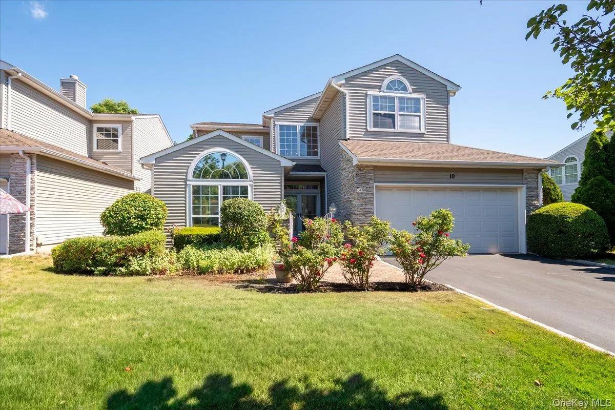 10 Windwatch Drive, Islip, NY, 4 Bedrooms Bedrooms, 8 Rooms Rooms,2 BathroomsBathrooms,Residential,For Rent,Windwatch,0,1013663 10 Windwatch Drive, Islip, NY, 4 Bedrooms Bedrooms, 8 Rooms Rooms,2 BathroomsBathrooms,Residential,For Rent,Windwatch,0,1013663