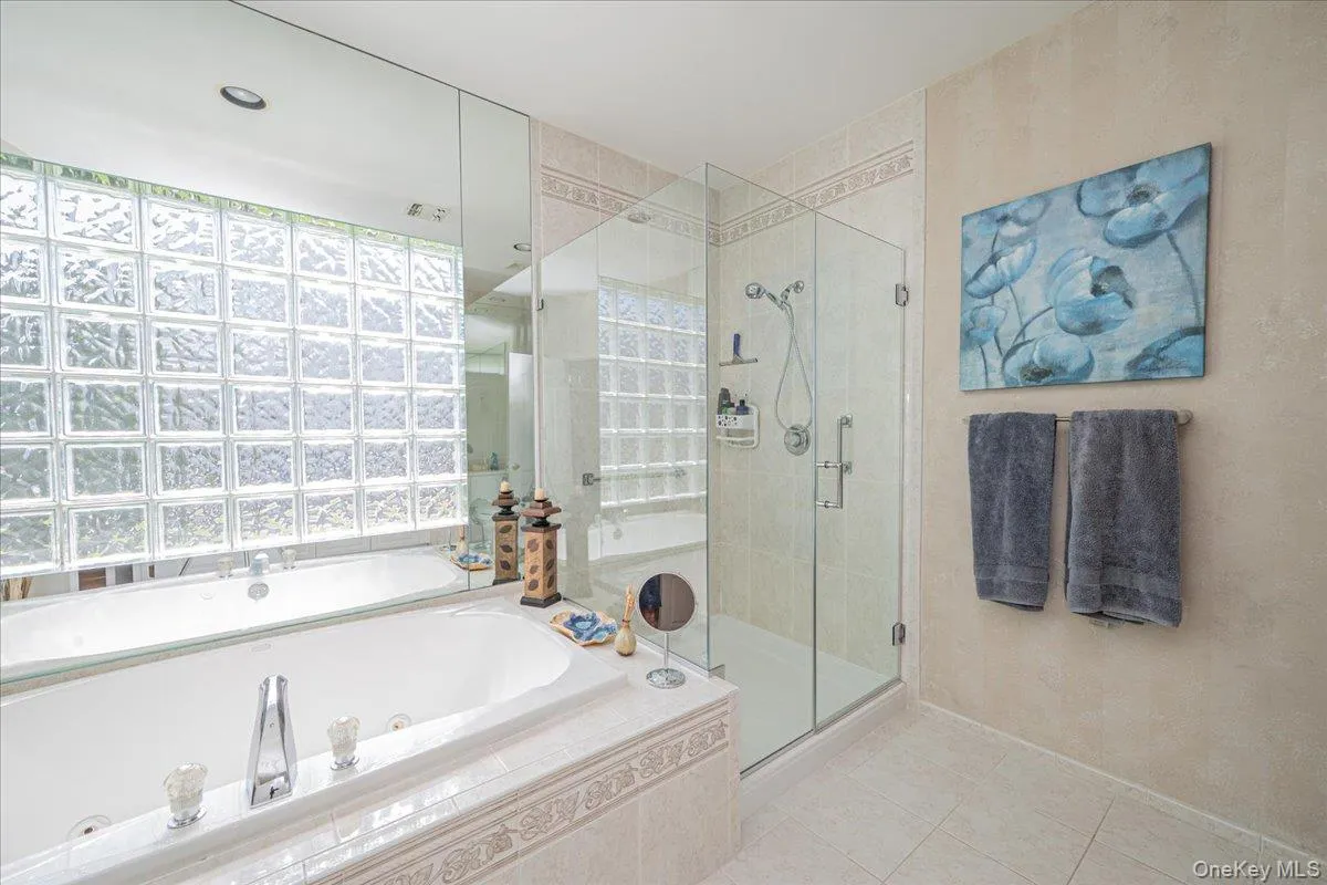 10 Windwatch Drive, Islip, NY, 4 Bedrooms Bedrooms, 8 Rooms Rooms,2 BathroomsBathrooms,Residential,For Rent,Windwatch,0,1013663 10 Windwatch Drive, Islip, NY, 4 Bedrooms Bedrooms, 8 Rooms Rooms,2 BathroomsBathrooms,Residential,For Rent,Windwatch,0,1013663