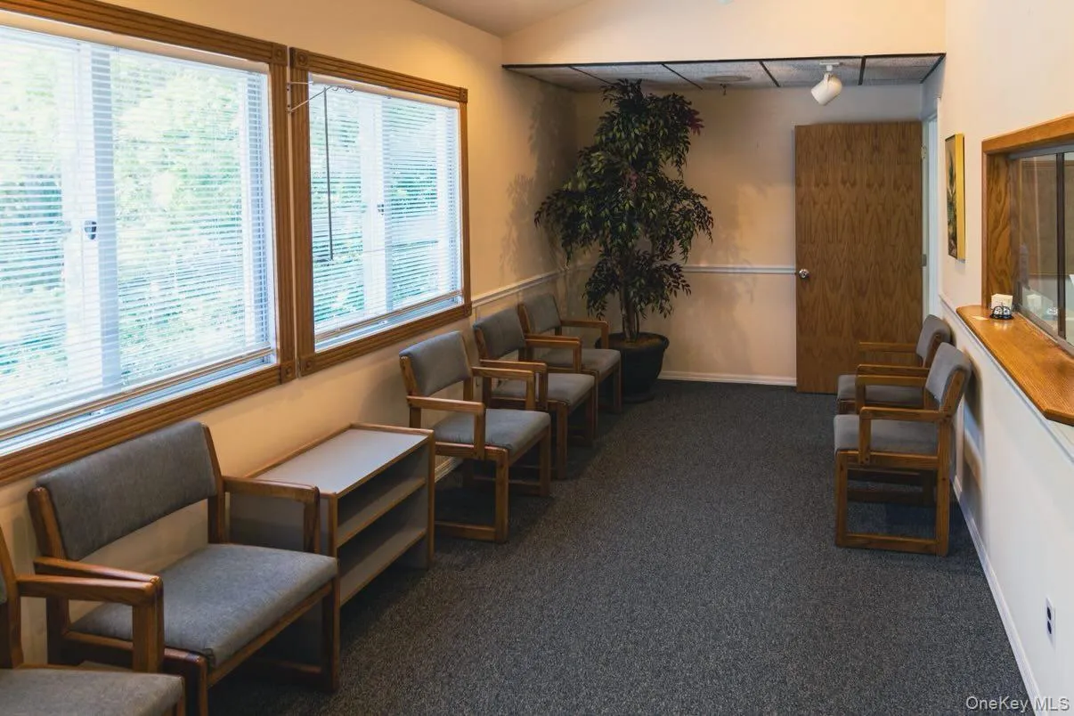 Waiting room Waiting room