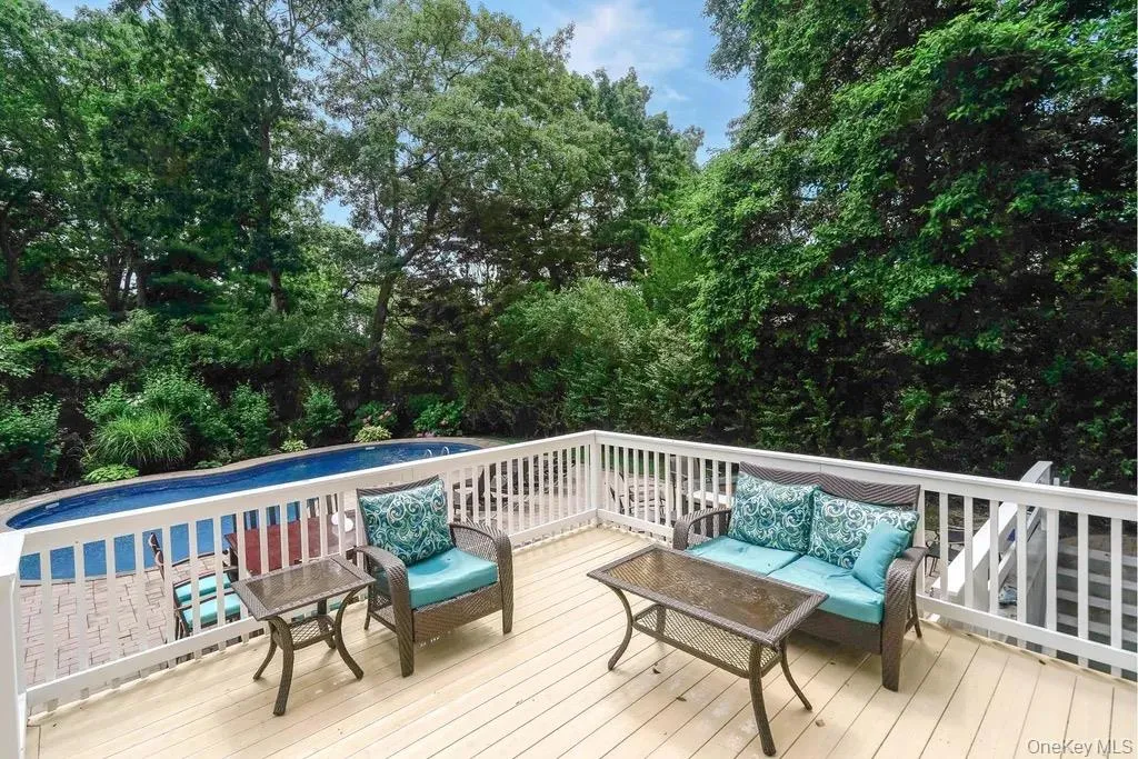 116 6th Street, Smithtown, NY, 5 Bedrooms Bedrooms, 9 Rooms Rooms,4 BathroomsBathrooms,Residential,For Rent,6th,0,1013666 116 6th Street, Smithtown, NY, 5 Bedrooms Bedrooms, 9 Rooms Rooms,4 BathroomsBathrooms,Residential,For Rent,6th,0,1013666