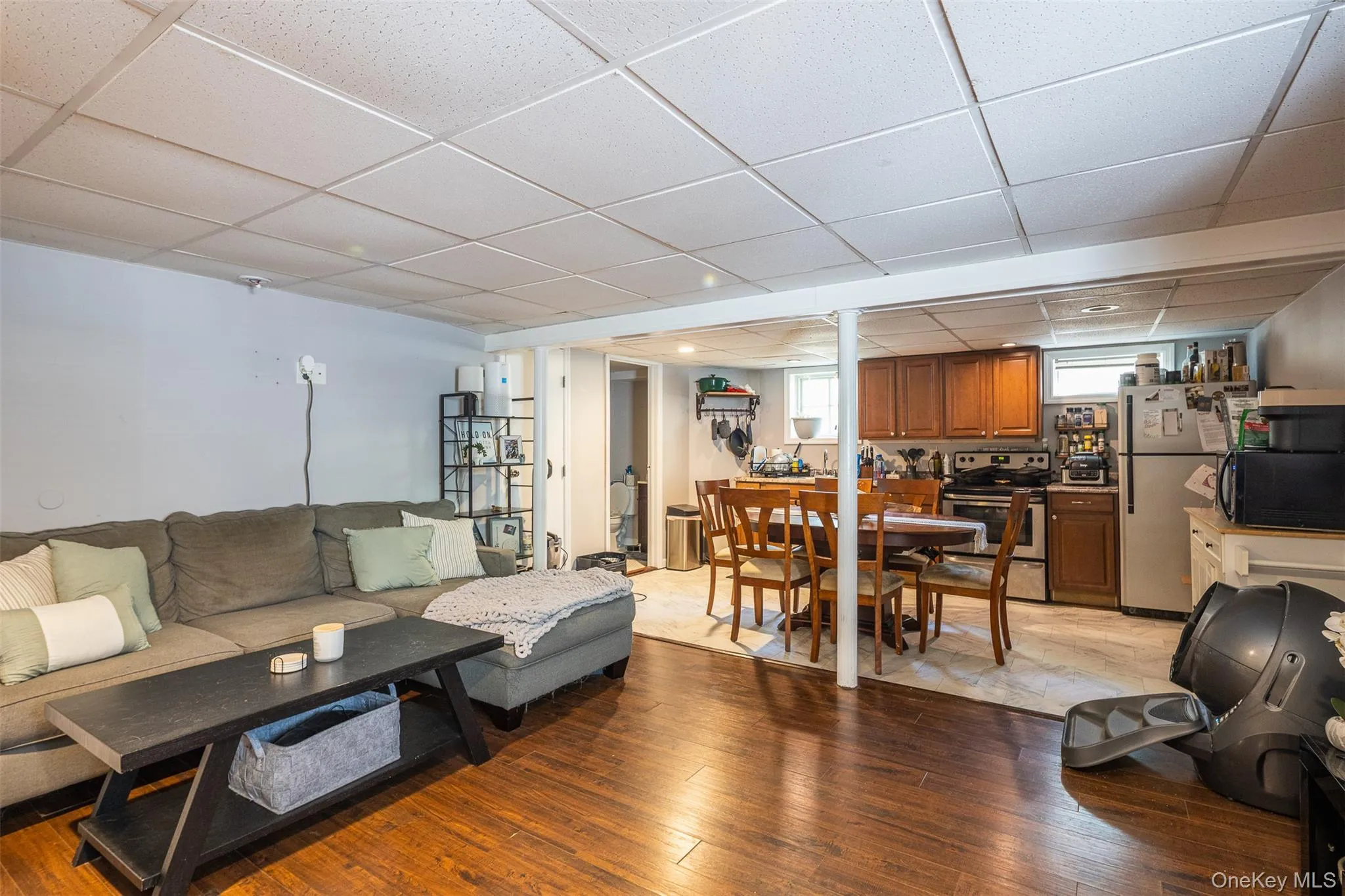 116 6th Street, Smithtown, NY, 5 Bedrooms Bedrooms, 9 Rooms Rooms,4 BathroomsBathrooms,Residential,For Rent,6th,0,1013666 116 6th Street, Smithtown, NY, 5 Bedrooms Bedrooms, 9 Rooms Rooms,4 BathroomsBathrooms,Residential,For Rent,6th,0,1013666