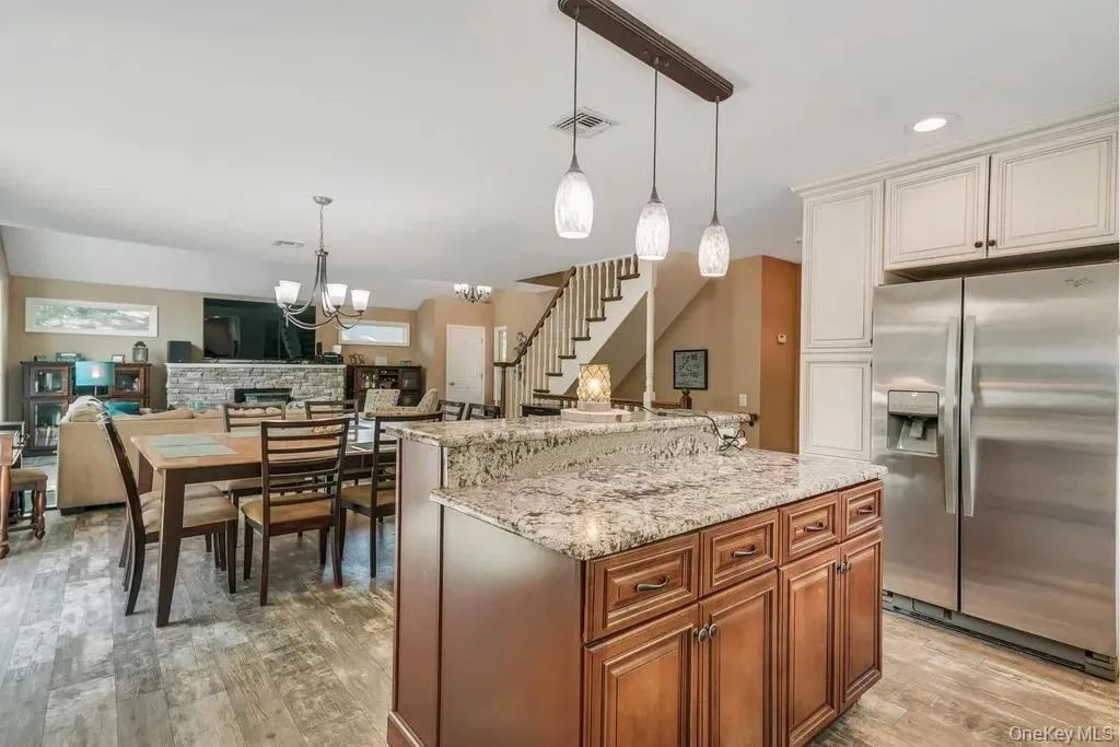 116 6th Street, Smithtown, NY, 5 Bedrooms Bedrooms, 9 Rooms Rooms,4 BathroomsBathrooms,Residential,For Rent,6th,0,1013666 116 6th Street, Smithtown, NY, 5 Bedrooms Bedrooms, 9 Rooms Rooms,4 BathroomsBathrooms,Residential,For Rent,6th,0,1013666