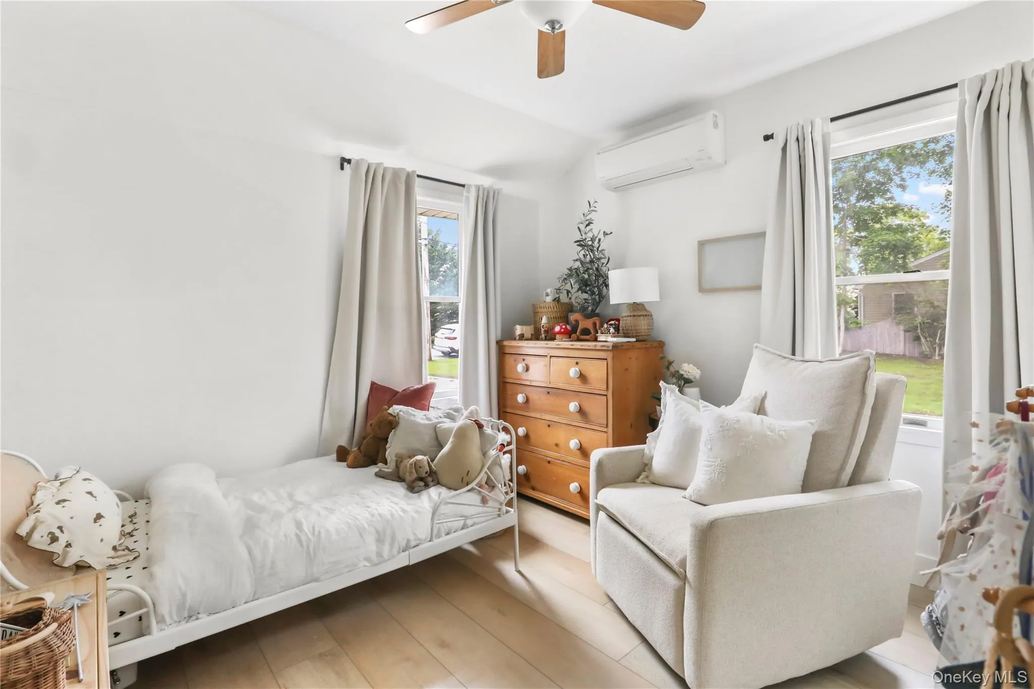 45 Howells Point Road, Brookhaven, NY, 3 Bedrooms Bedrooms, 6 Rooms Rooms,2 BathroomsBathrooms,Residential Lease,For Rent,Howells Point,0,1013668 45 Howells Point Road, Brookhaven, NY, 3 Bedrooms Bedrooms, 6 Rooms Rooms,2 BathroomsBathrooms,Residential Lease,For Rent,Howells Point,0,1013668